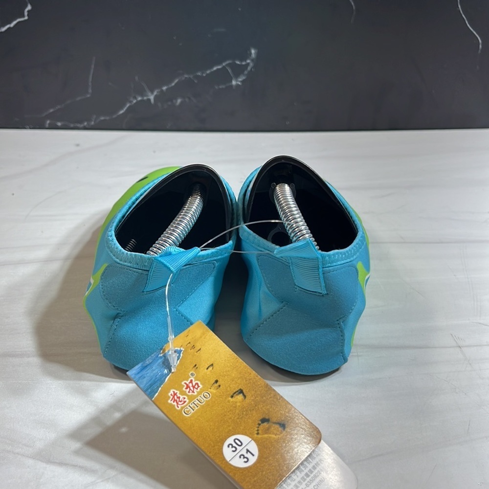 CT Girl’s Water Shoes Light Blue/Lime Green sz 13/1 - Picture 3 of 7